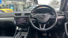 Skoda Superb 1.4 TSI iV SE L DSG 5dr Hatchback